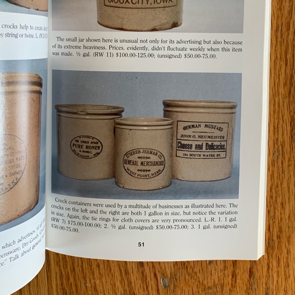 Red Wing Collectibles / Value Guide Paperback Book / DePasquale & Larry Peterson - Picture 6 of 9